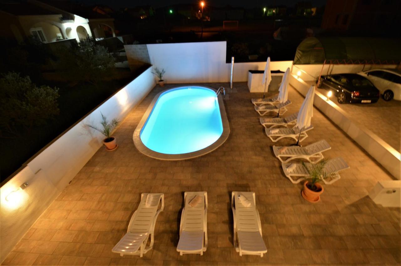 Villa Allegro Sukosan Luaran gambar