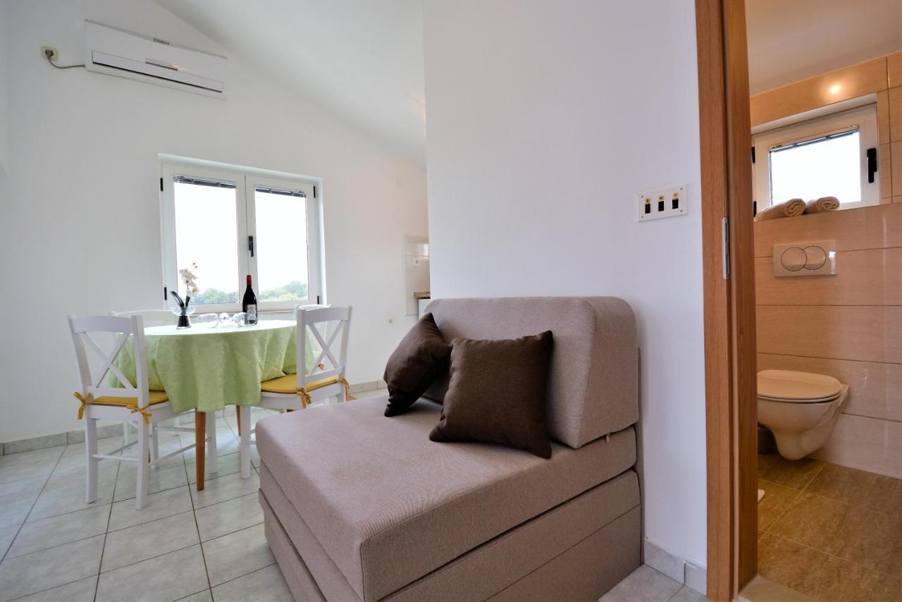 Villa Allegro Sukosan Luaran gambar