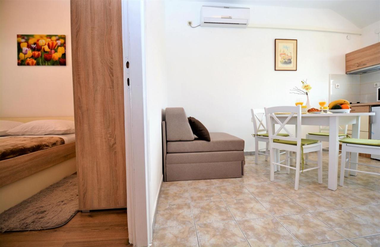 Villa Allegro Sukosan Luaran gambar